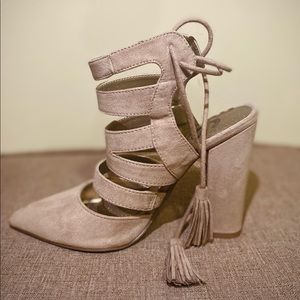 G By Guess - Galway Fabric Pointed Classic Pumps